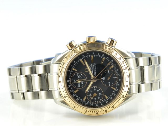 Omega Speedmaster Day/Date Chronograph Stahl/Rotgold