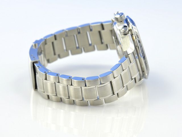 Omega Speedmaster Day-Date Chronometer