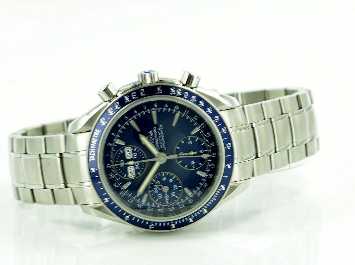 Omega Speedmaster Day Date Chronometer 40mm