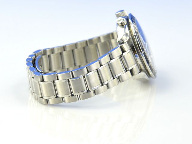 Omega Speedmaster Day-Date Fly