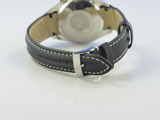 Omega Speedmaster Day-Date Fly