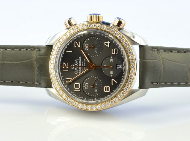 Omega Speedmaster Lady Stahl/18kt Rosgold Automatik Diamond 38mm