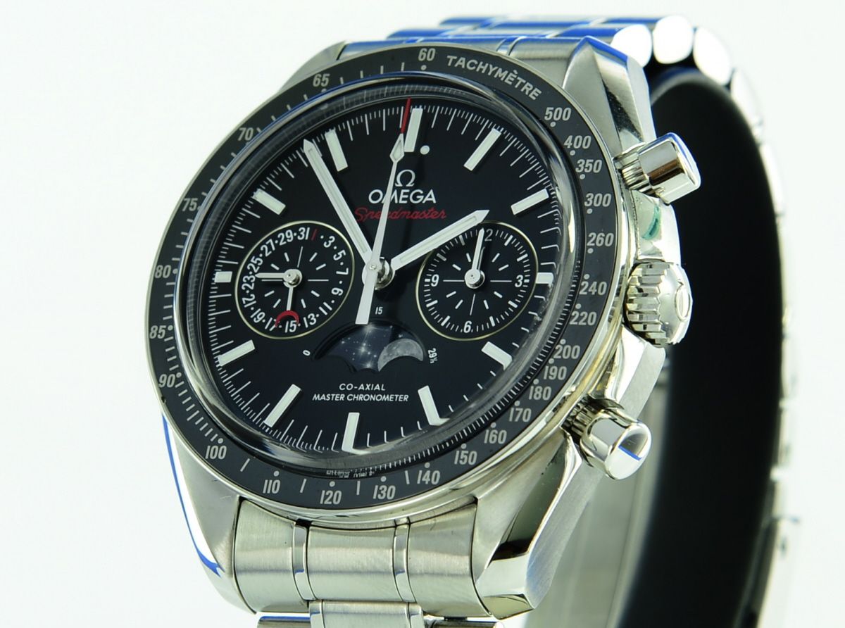 Omega Speedmaster Moonphase Chronograph