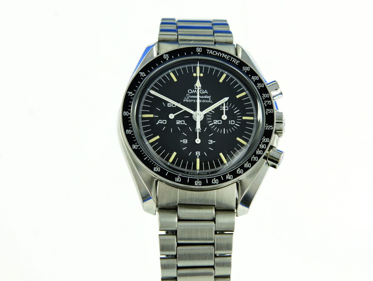 Omega Speedmaster Moonwatch 145022