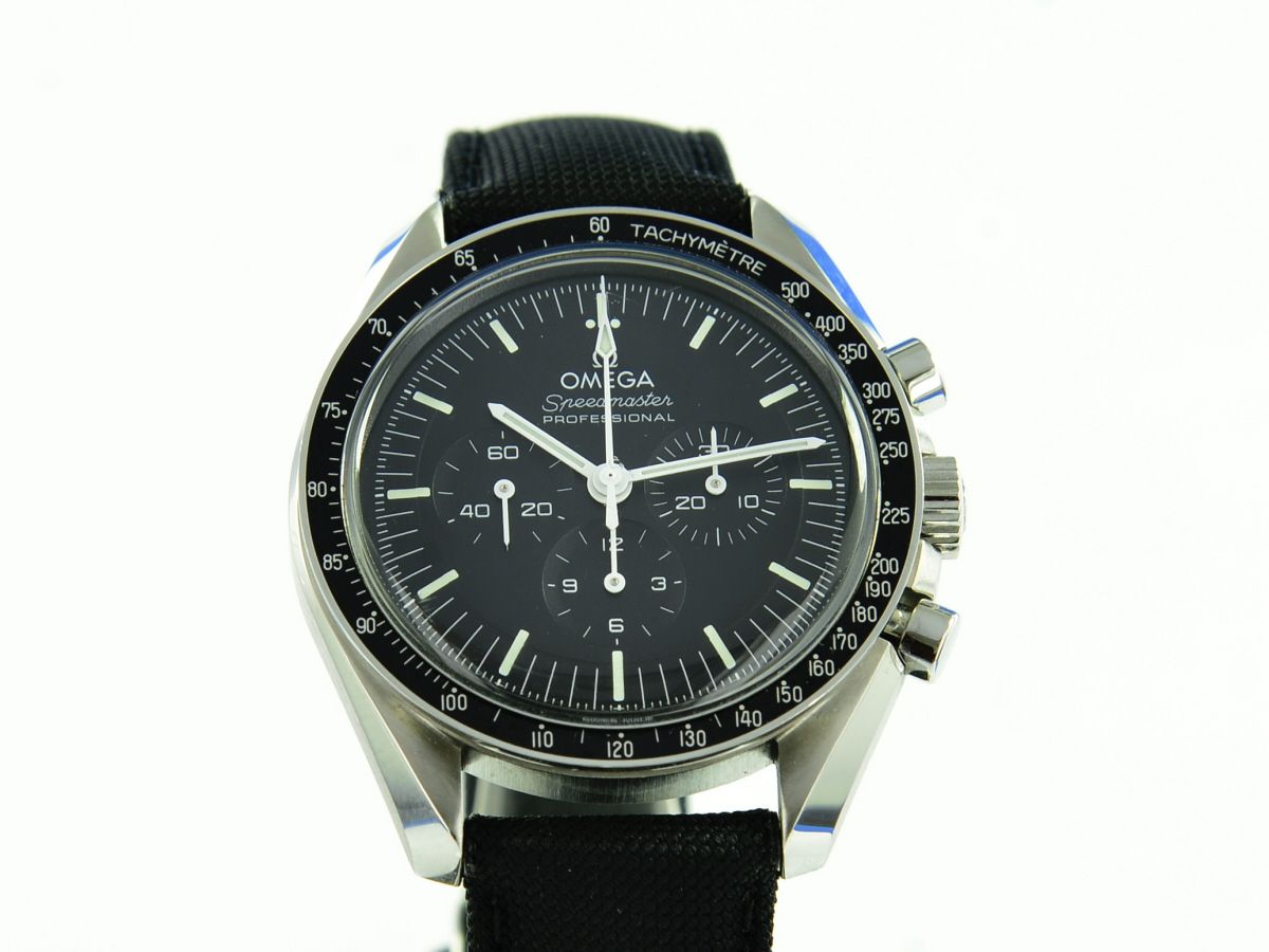 Omega Speedmaster Moonwatch 31032425001002
