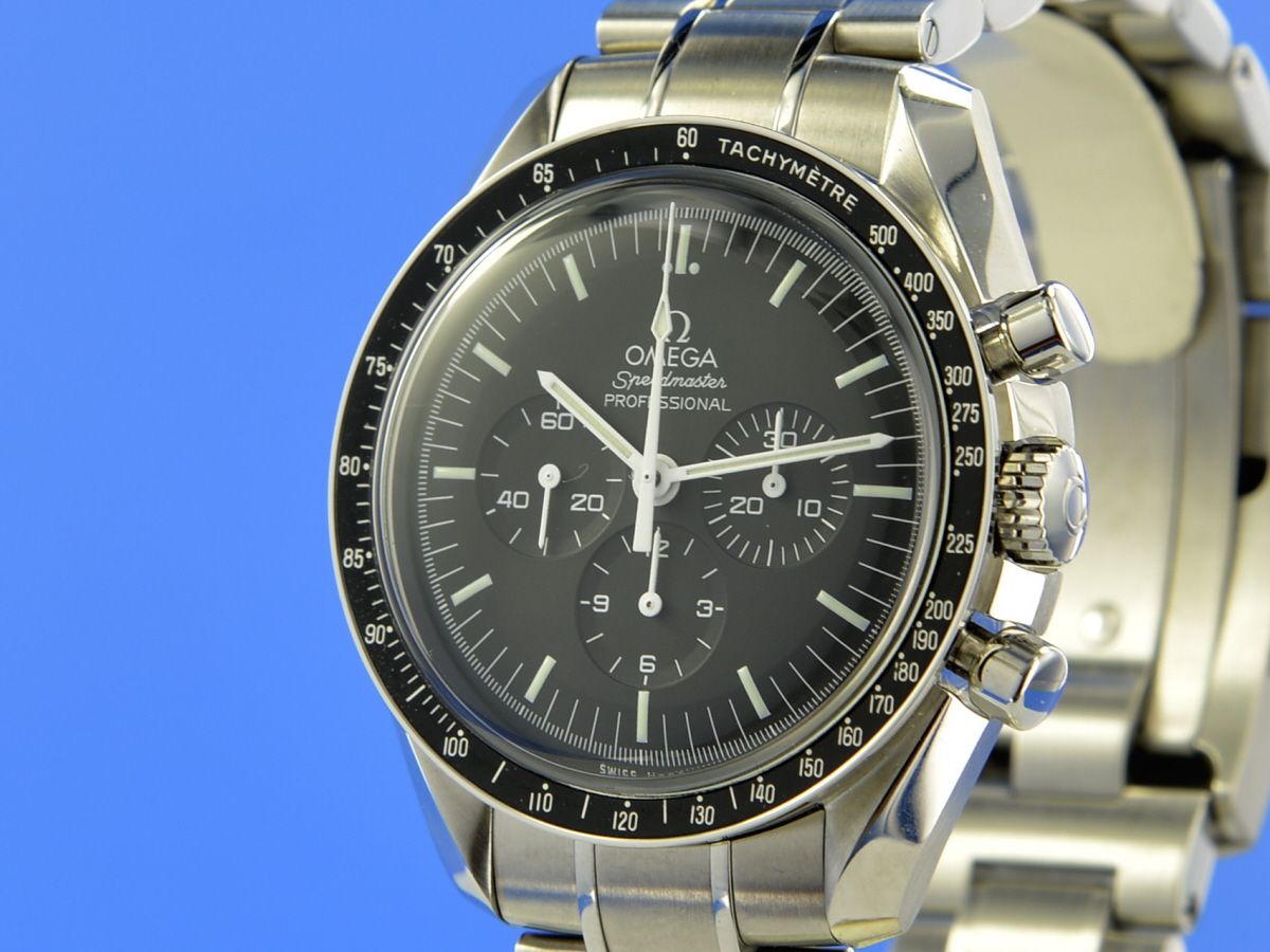 Omega Speedmaster Moonwatch