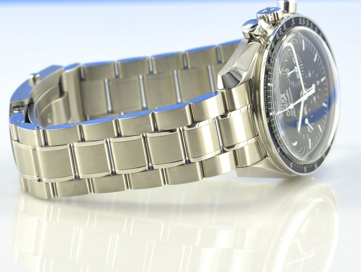 Omega Speedmaster Moonwatch