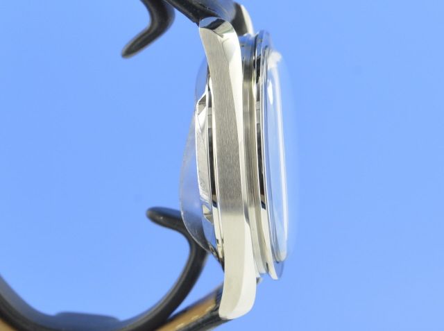 Omega Speedmaster Moonwatch