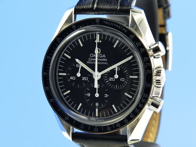Omega Speedmaster Moonwatch