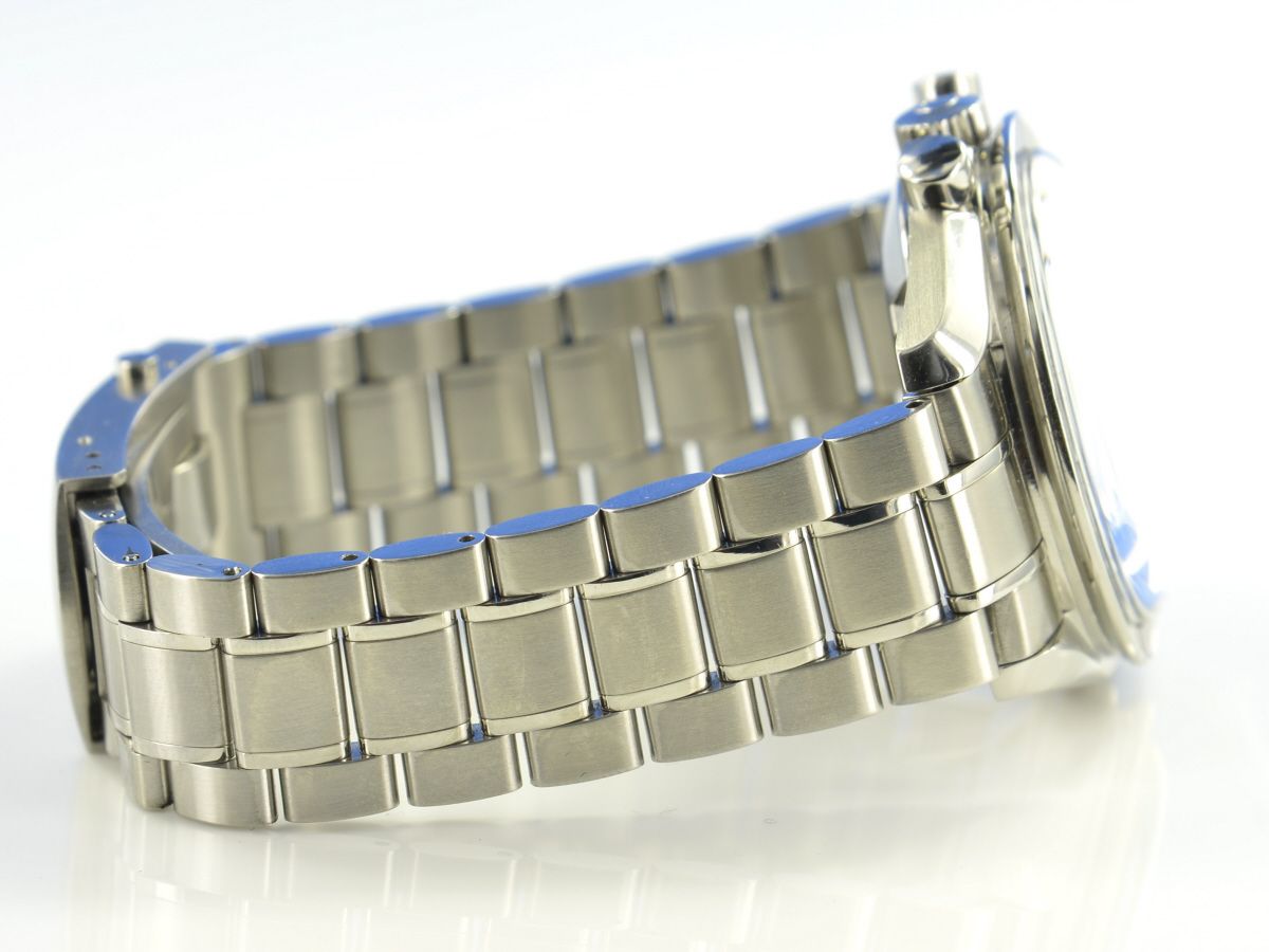 Omega Speedmaster Moonwatch