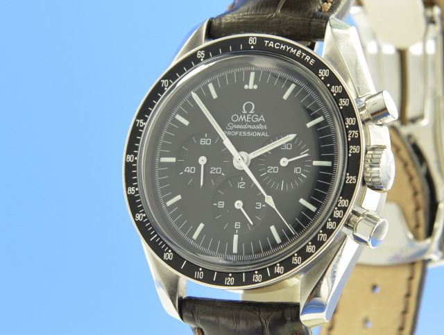 Omega Speedmaster Moonwatch