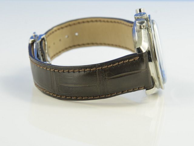 Omega Speedmaster Moonwatch