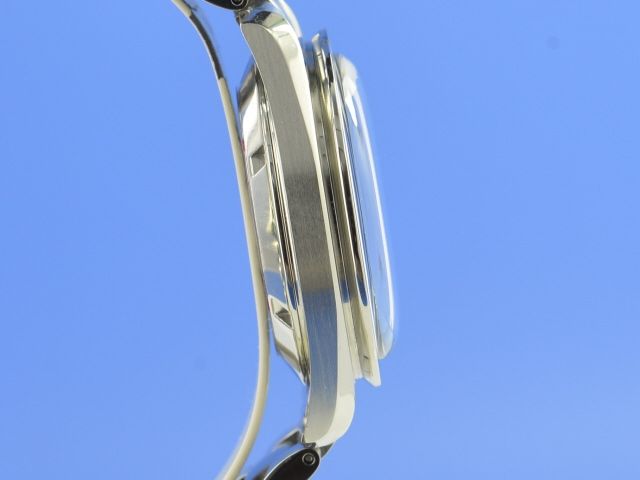 Omega Speedmaster Moonwatch