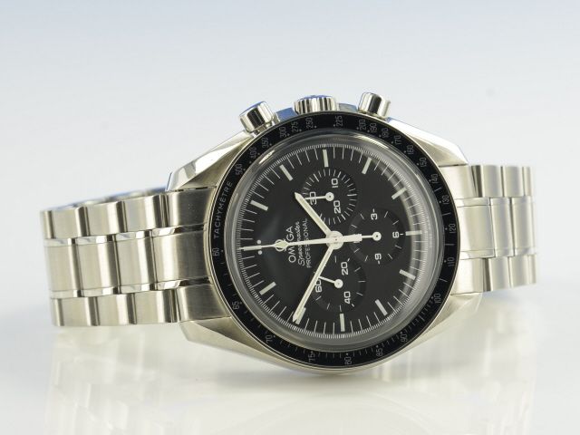 Omega Speedmaster Moonwatch