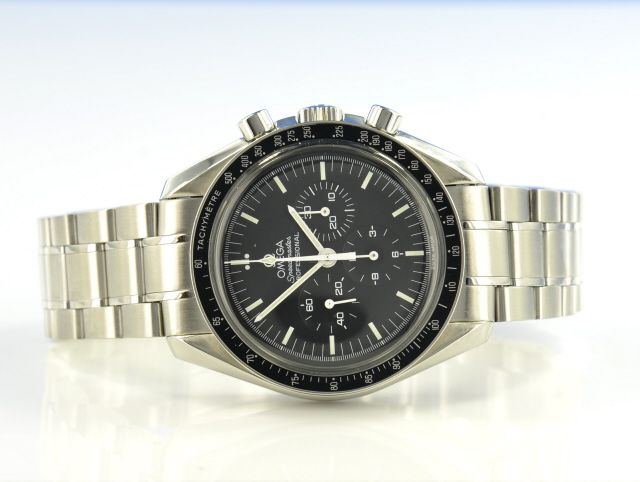 Omega Speedmaster Moonwatch