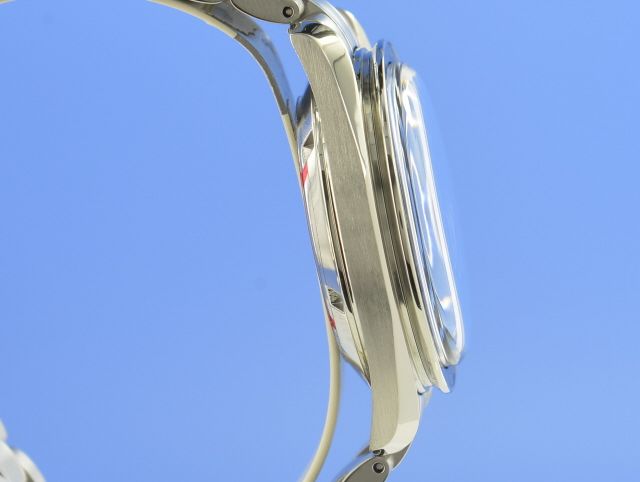 Omega Speedmaster Moonwatch