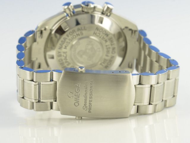 Omega Speedmaster Moonwatch