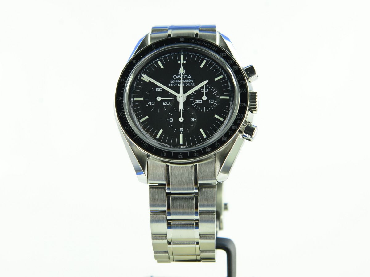 Omega Speedmaster Moonwatch