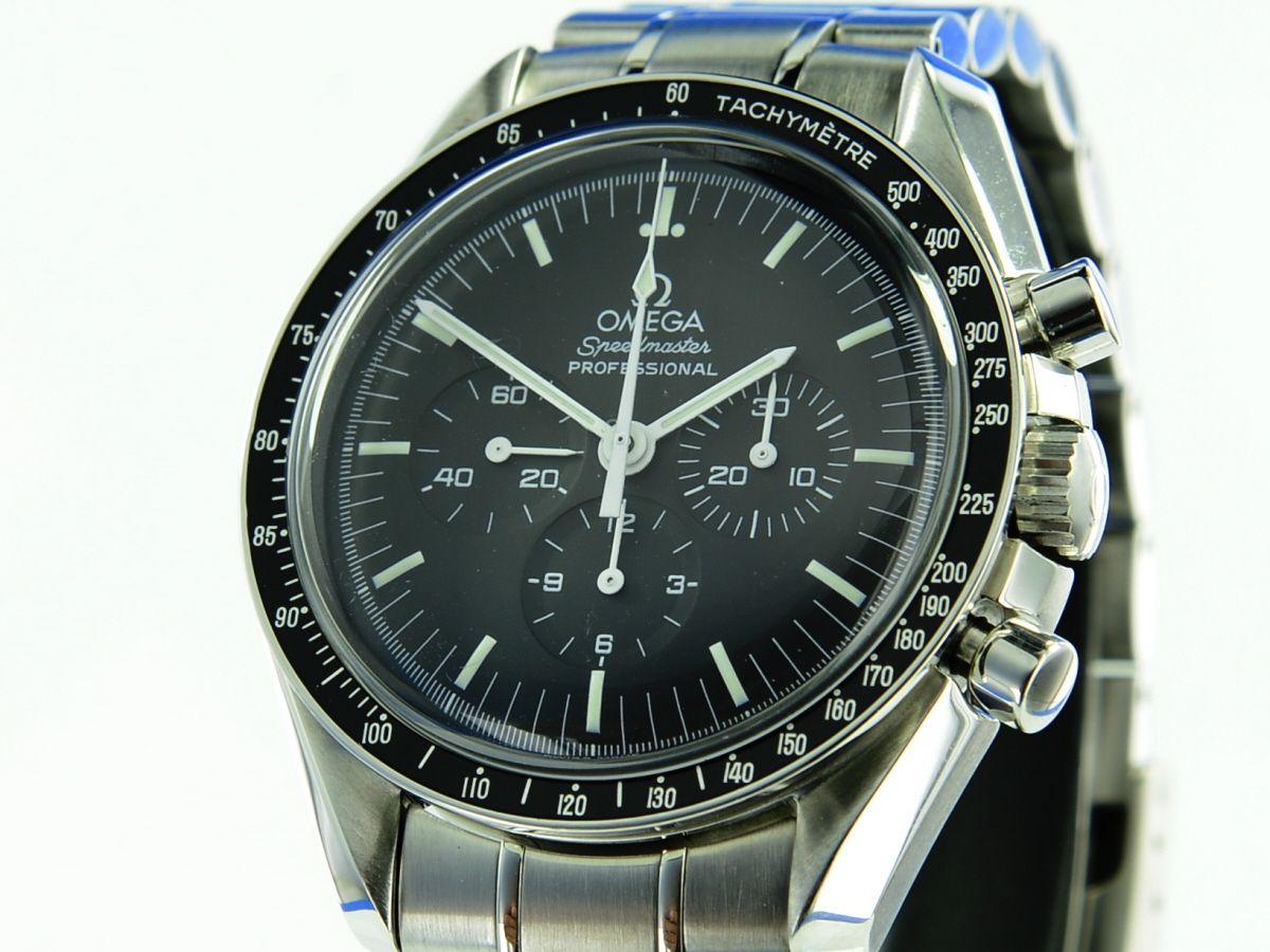 Omega Speedmaster Moonwatch