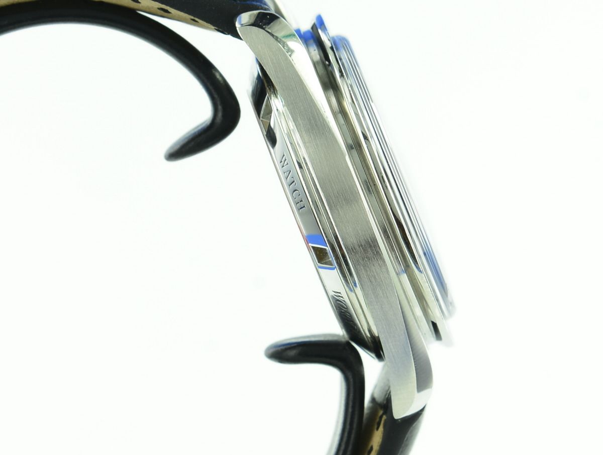 Omega Speedmaster Moonwatch