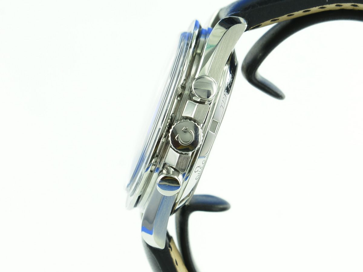 Omega Speedmaster Moonwatch