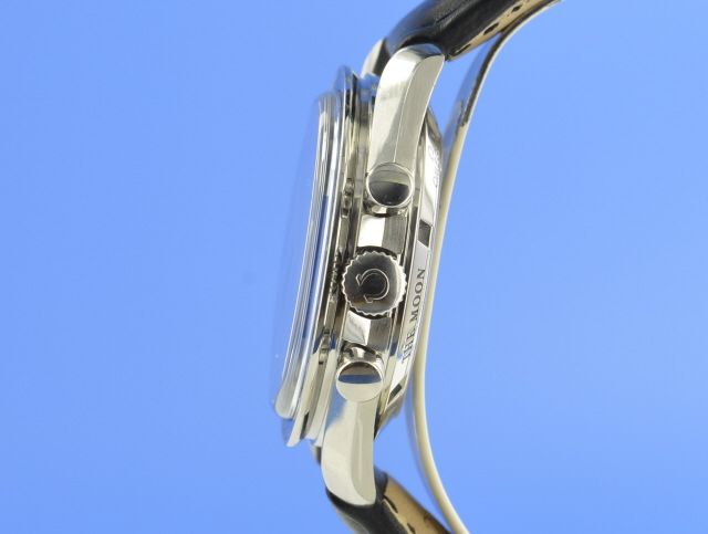 Omega Speedmaster Moonwatch