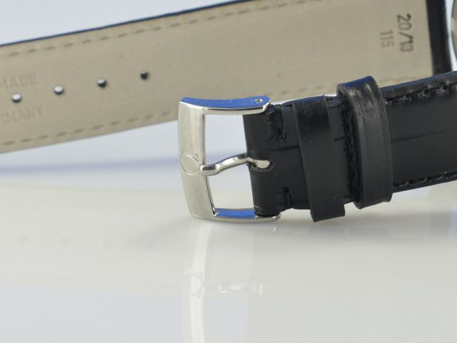 Omega Speedmaster Moonwatch 42 mm