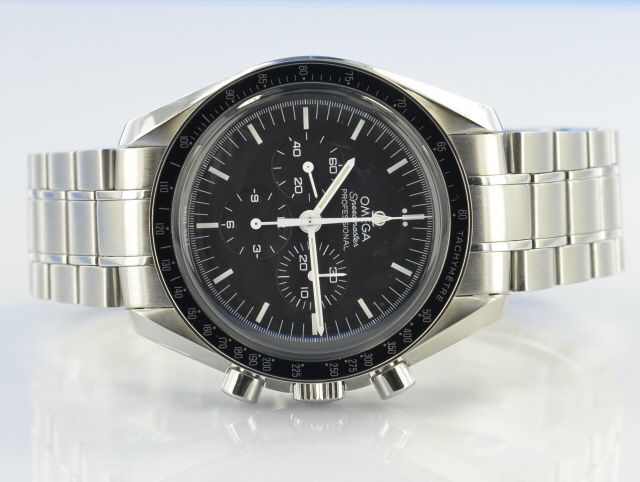 Omega Speedmaster Moonwatch 42 mm