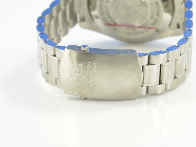 Omega Speedmaster Moonwatch 42 mm