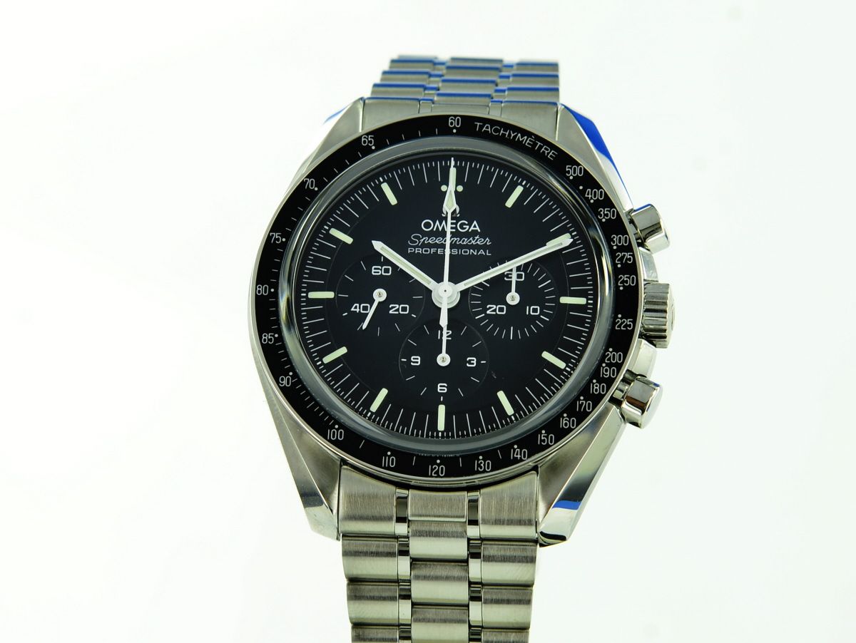 Omega Speedmaster Moonwatch Co-Axial Master Chrononometer