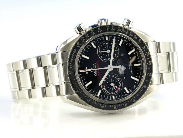 Omega Speedmaster Moonwatch Co-Axial Master Chronometer Mondphase