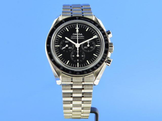 Omega Speedmaster Moonwatch Co-Axial Master Chronometer
