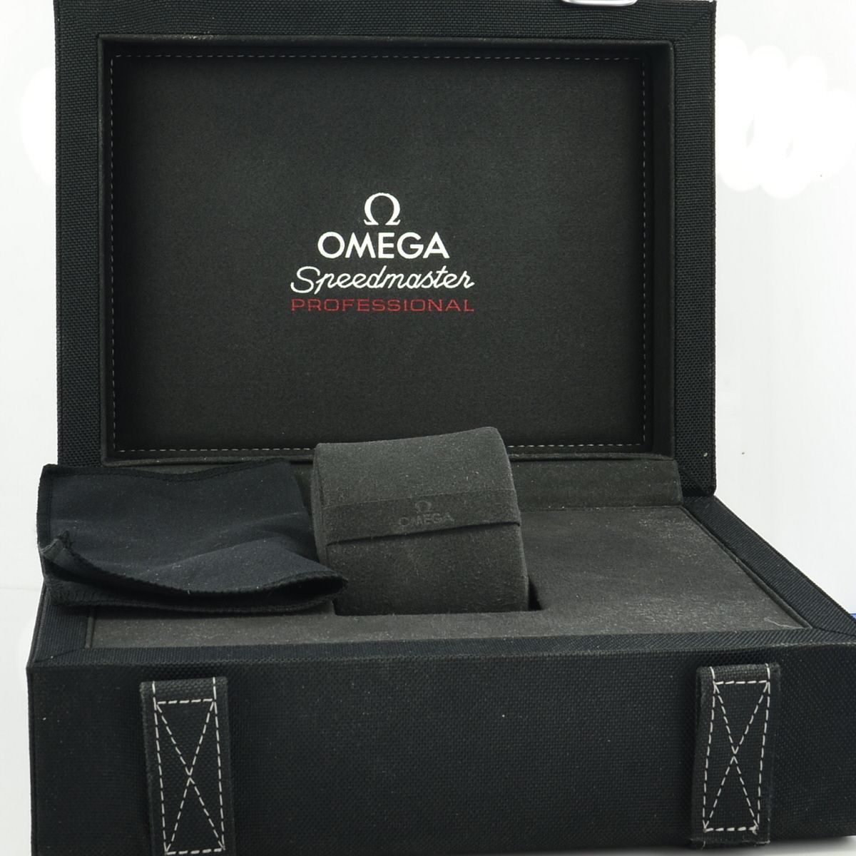 Omega Speedmaster Moonwatch Master Chronometer