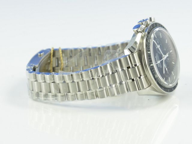 Omega Speedmaster Moonwatch Master Chronometer Co-Axial