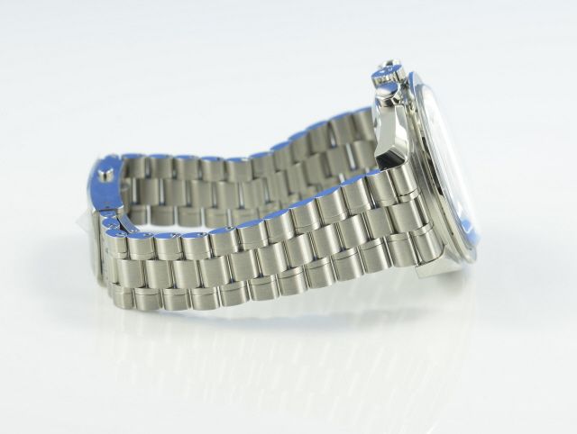 Omega Speedmaster Moonwatch Master Chronometer Co-Axial