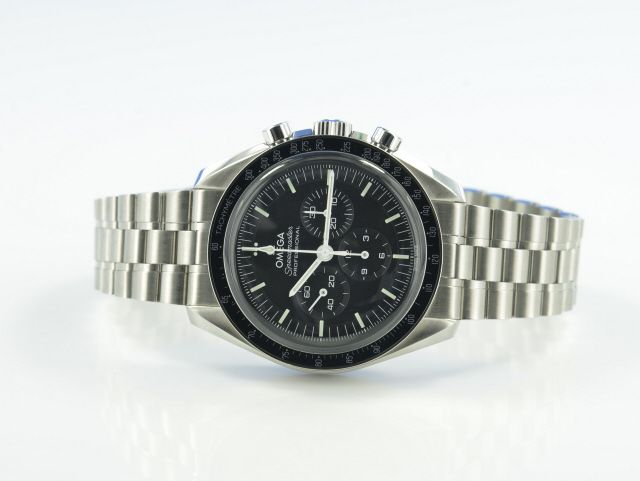 Omega Speedmaster Moonwatch Master Chronometer Co-Axial