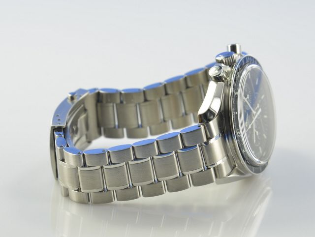 Omega Speedmaster Moonwatch Professional Chronograph