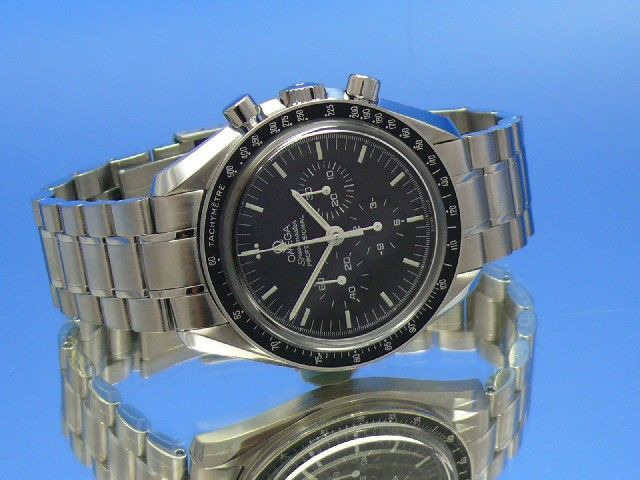 Get Omega Speedmaster Moonwatch Glasboden Gif