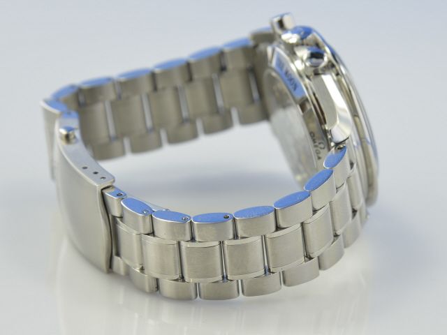 Omega Speedmaster Moonwatch Saphirglas