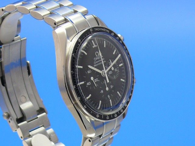 Omega Speedmaster Moonwatch