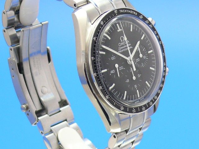 Omega Speedmaster Moonwatch