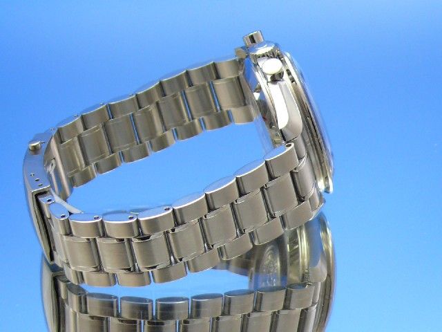 Omega Speedmaster Moonwatch