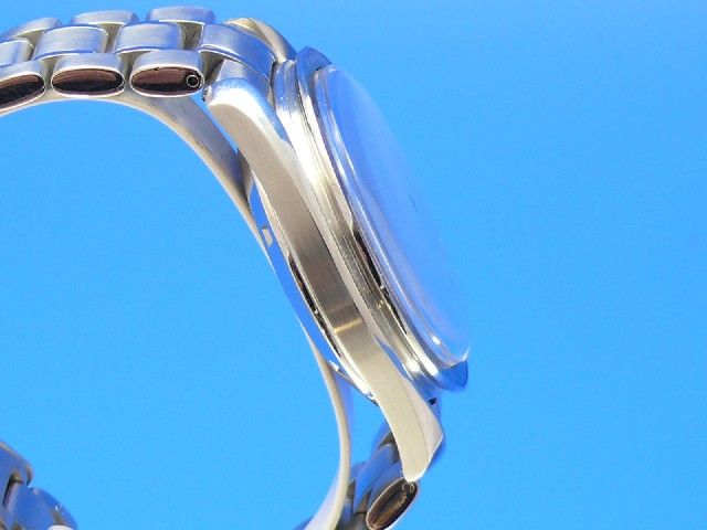 Omega Speedmaster Moonwatch