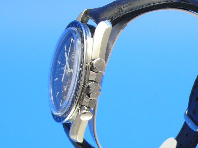 Omega Speedmaster Moonwatch