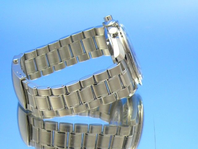 Omega Speedmaster Moonwatch