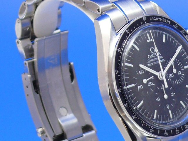 Omega Speedmaster Moonwatch