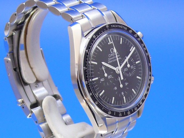 Omega Speedmaster Moonwatch