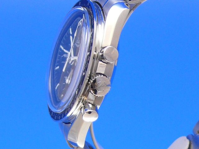 Omega Speedmaster Moonwatch