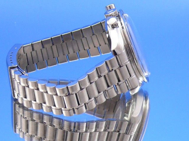 Omega Speedmaster Moonwatch