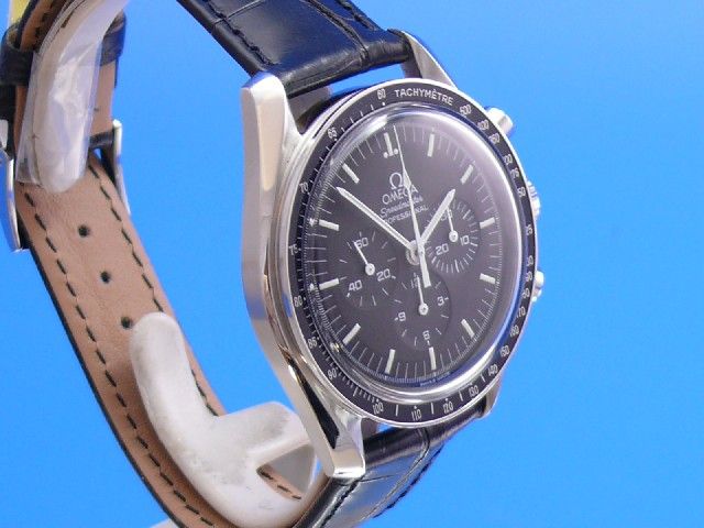 Omega Speedmaster Moonwatch